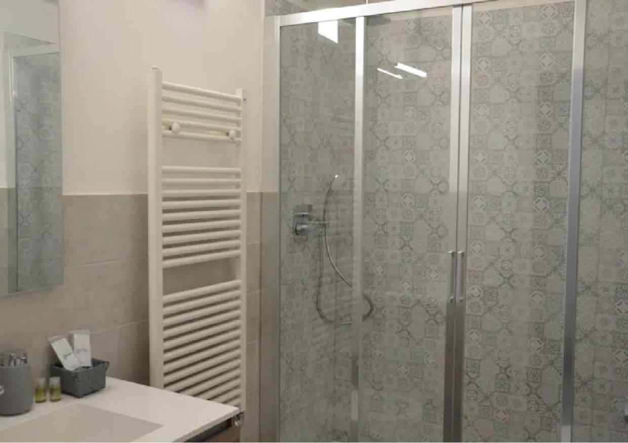 Residenza Cavour Acomodação com café da manhã Florença Exterior foto